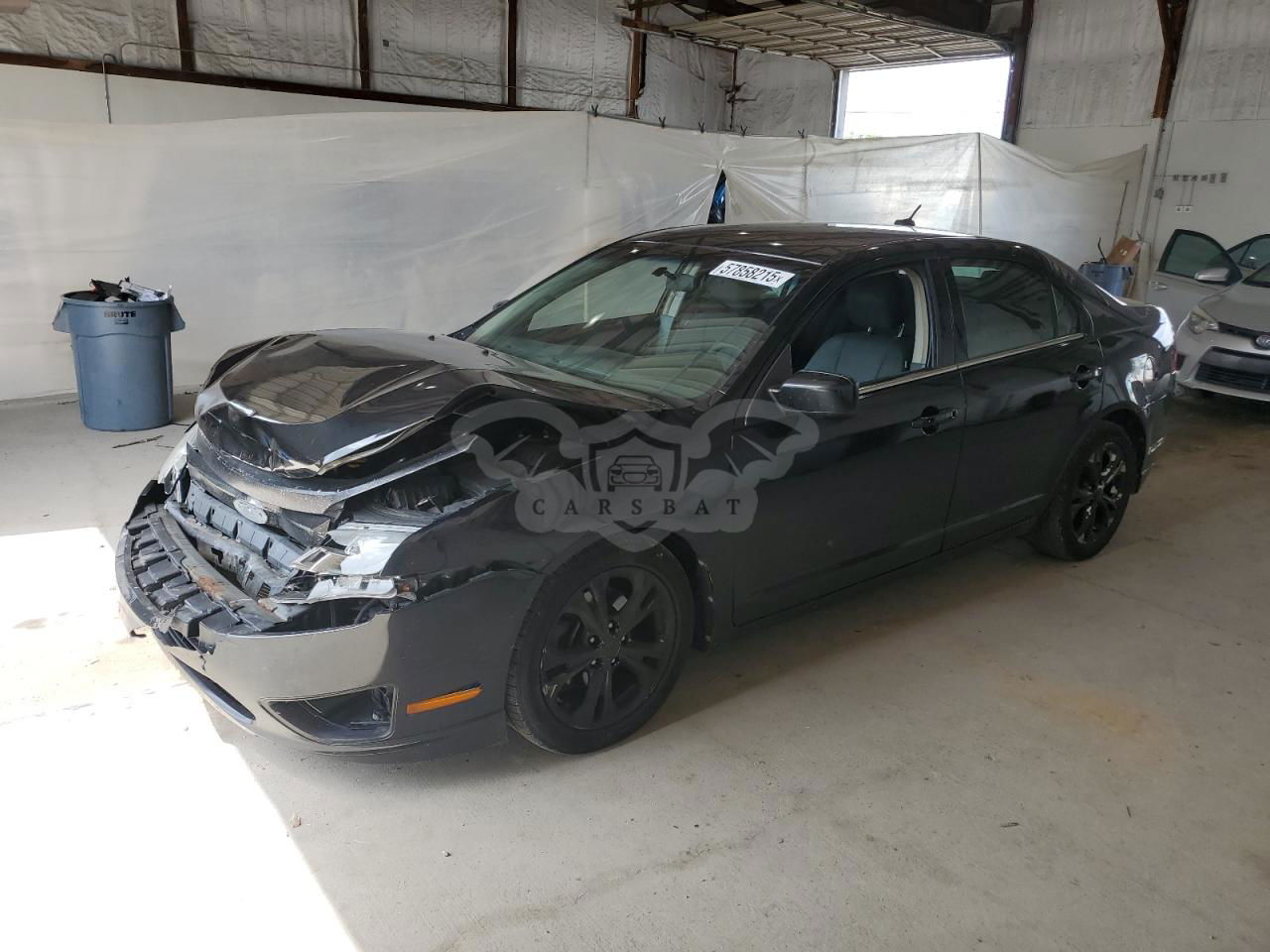 Ford Fusion SE 2.5L  4 2012
