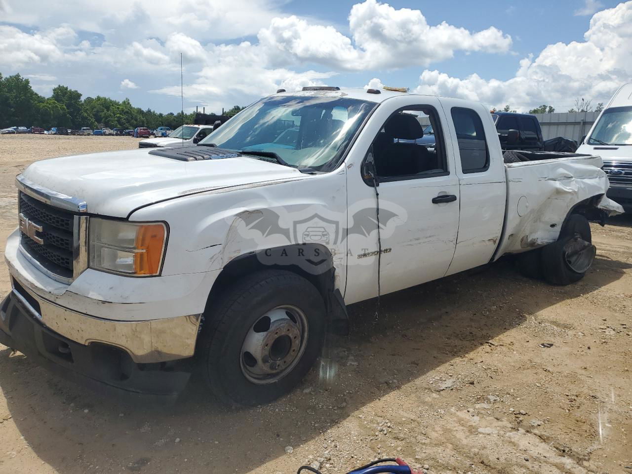 GMC Sierra C3500 6.6L  8 2012