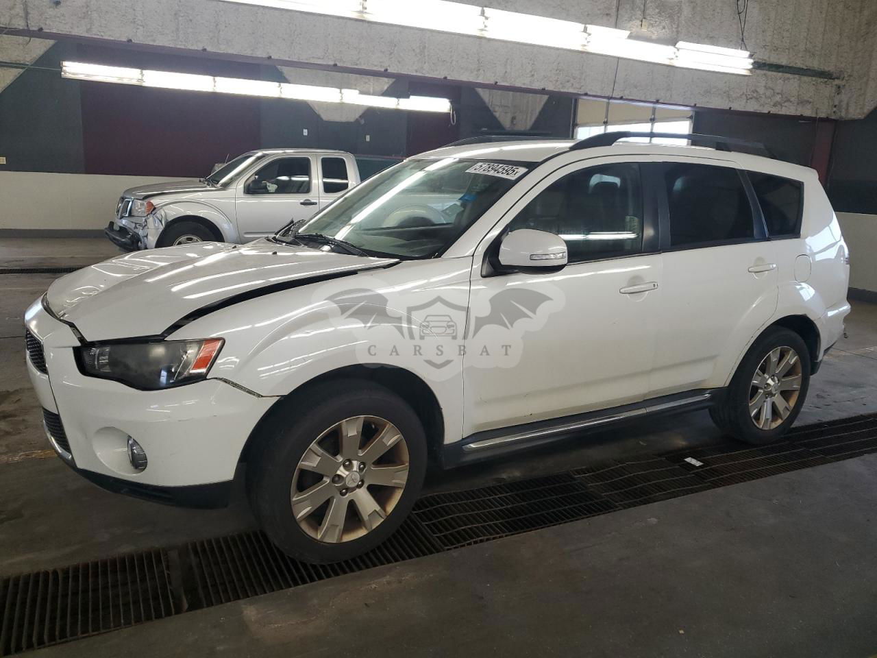 Mitsubishi Outlander SE 2.4L  4 2012