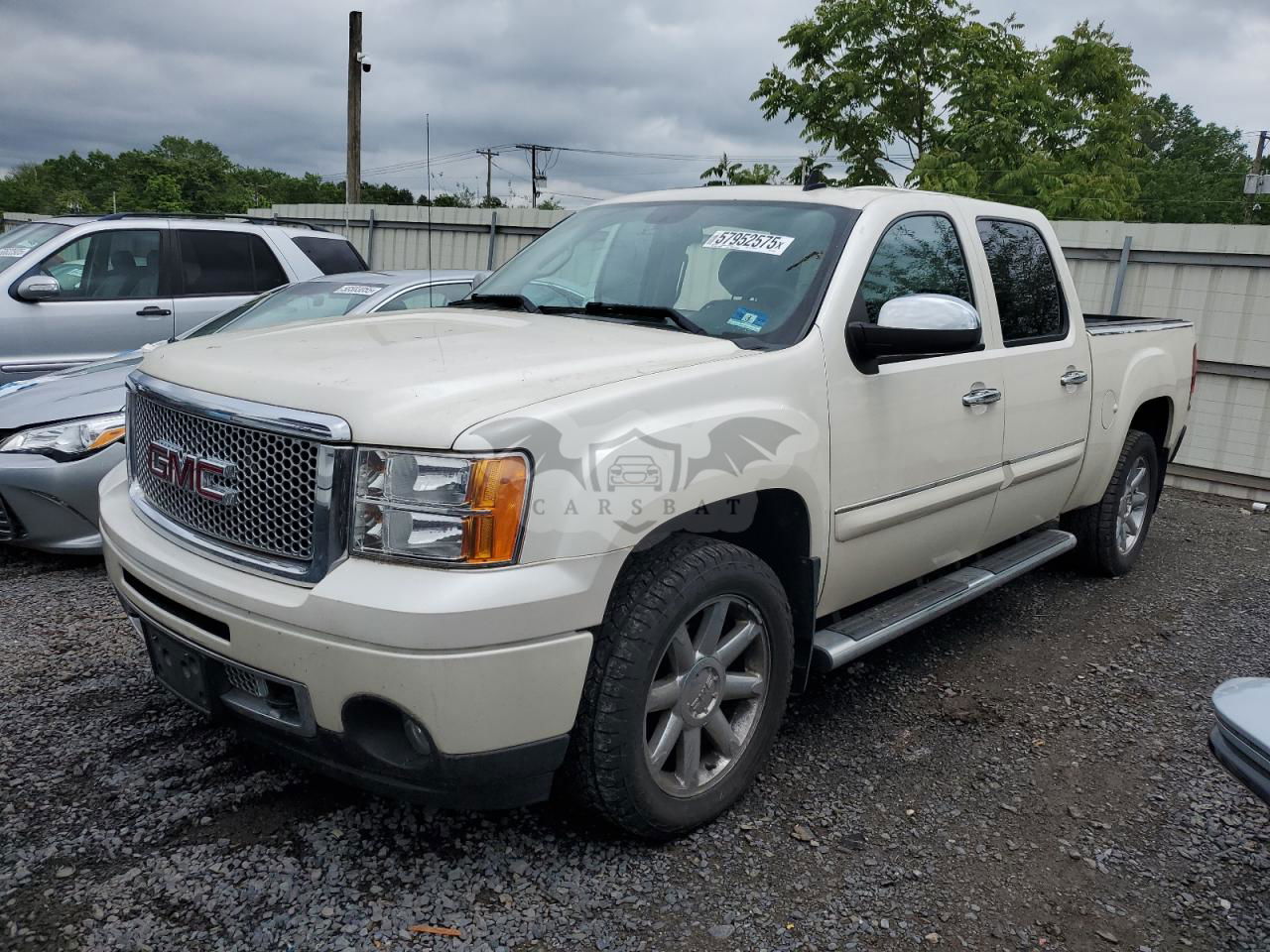 GMC Sierra K1500 DENALI 6.2L  8 2013