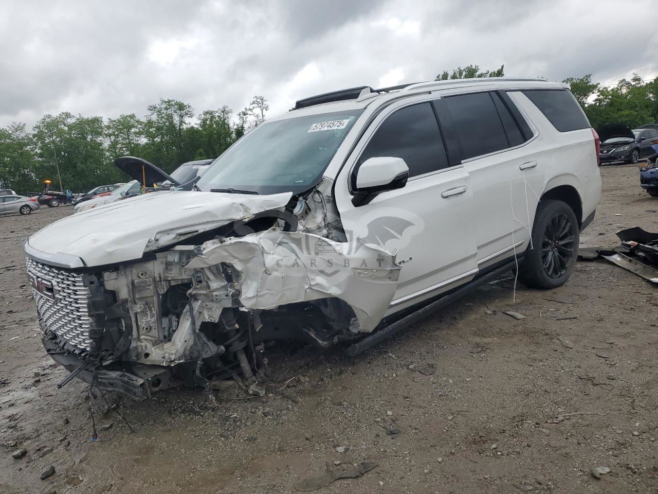 GMC Yukon DENALI 6.2L  8 2021