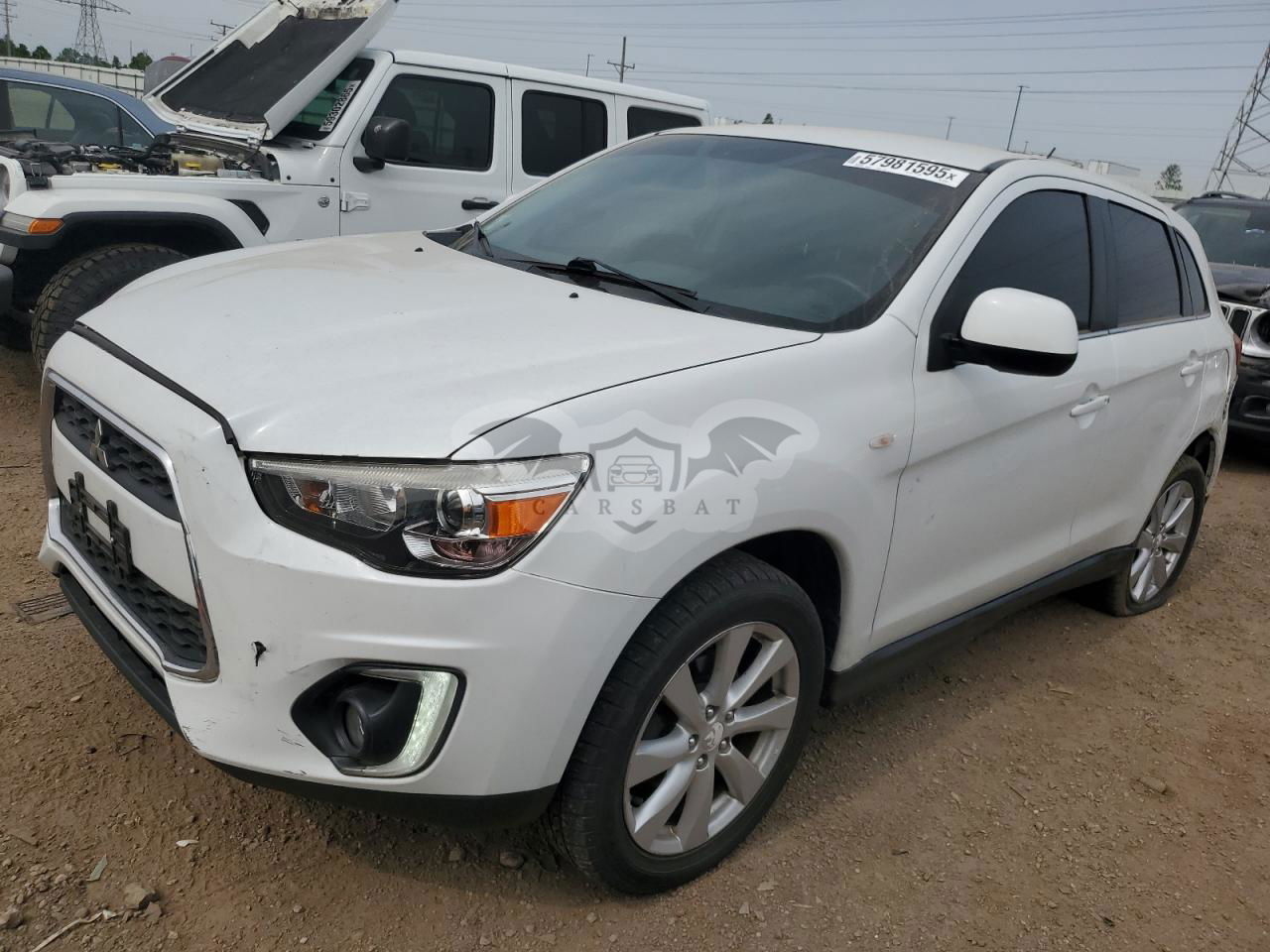 Mitsubishi Outlander SE 2.0L  4 2015