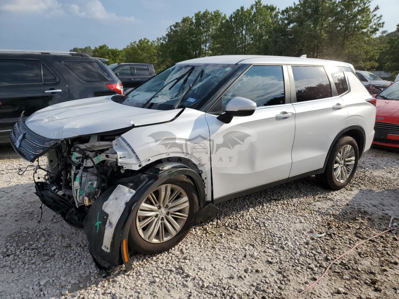 Mitsubishi Outlander ES 2.5L  4 2023