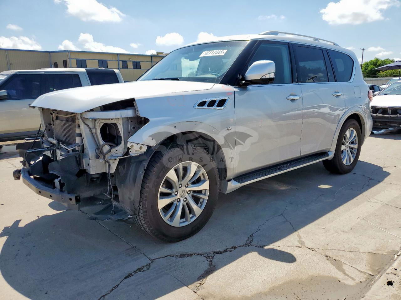 Infiniti QX80 BASE 5.6L  8 2017