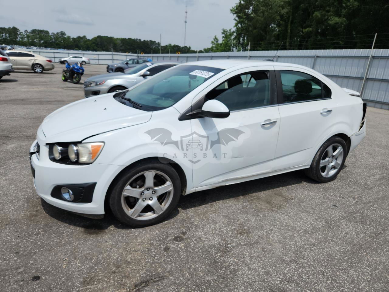 Chevrolet Aveo (Sonic) LTZ 1.4L  4 2015