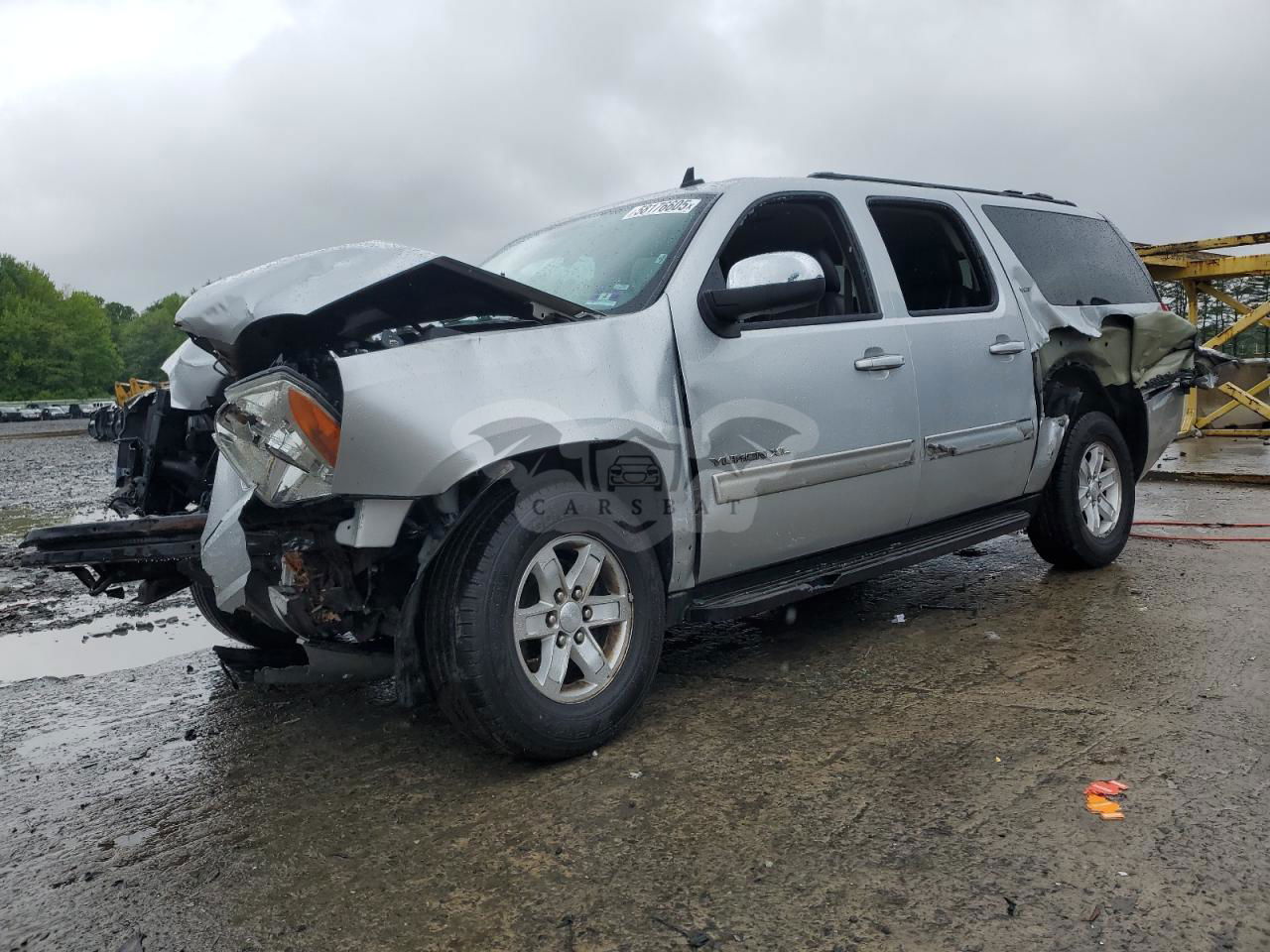 GMC Yukon K1500 SLT 5.3L  8 2013