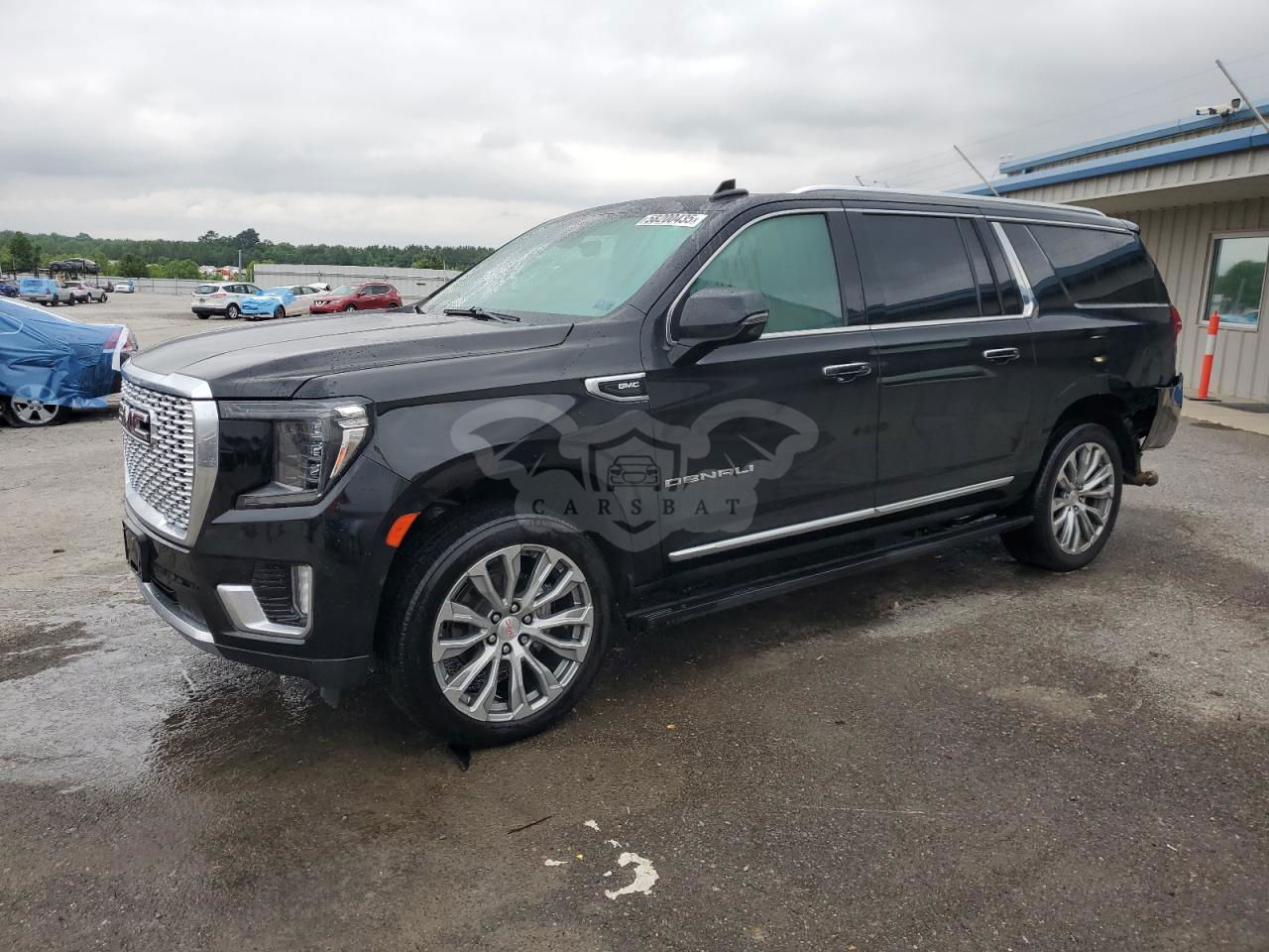 GMC Yukon DENALI 6.2L  8 2021