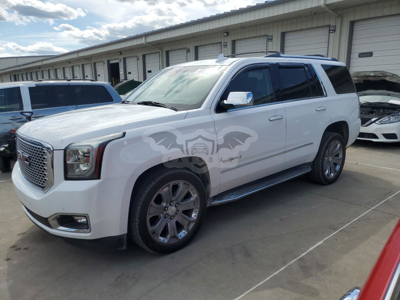 GMC Yukon DENALI 6.2L  8 2016