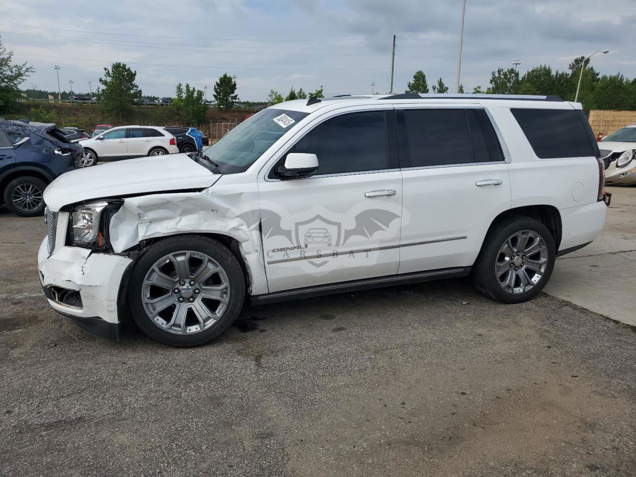 GMC Yukon DENALI 6.2L  8 2015