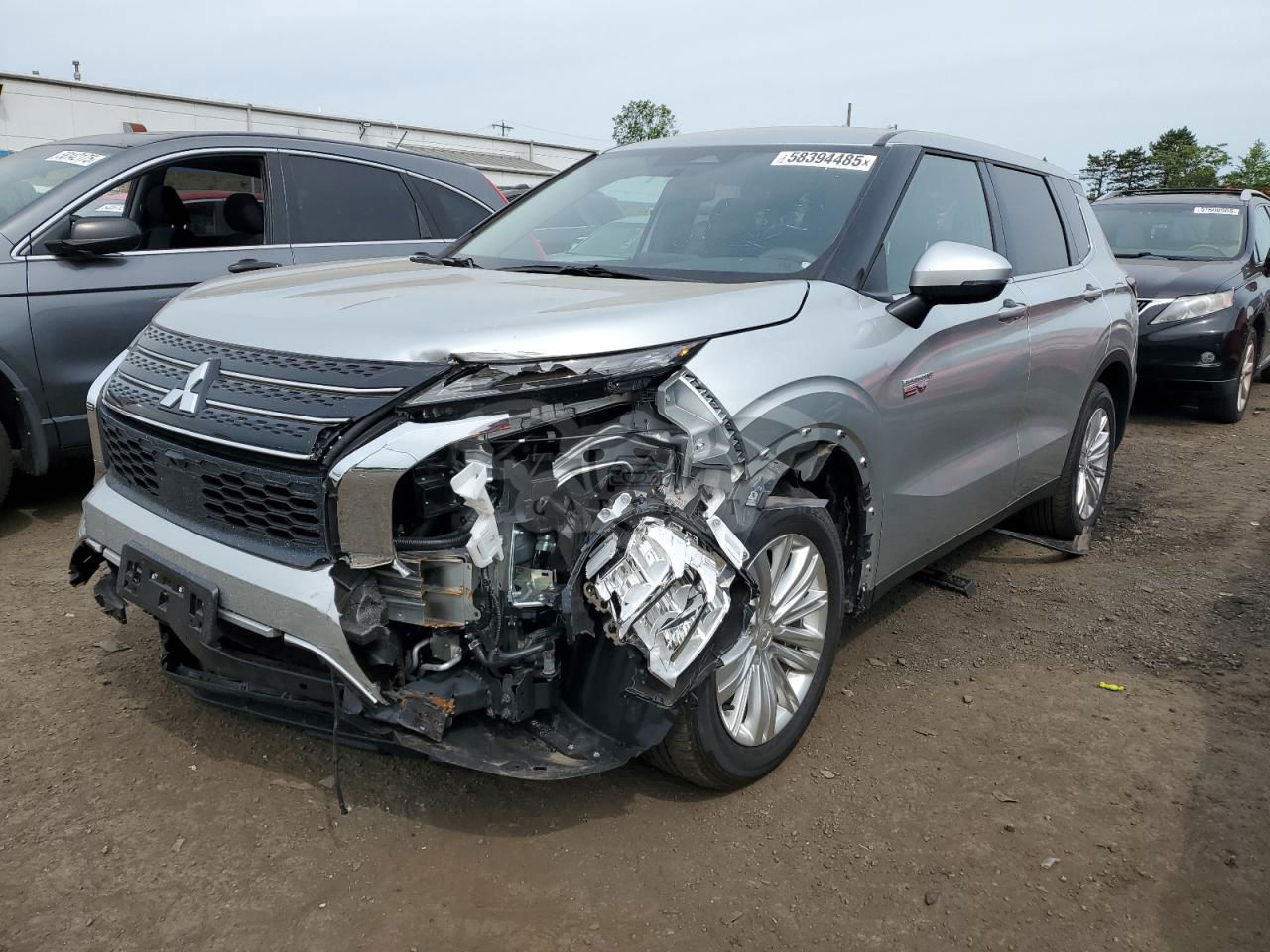 Mitsubishi Outlander ES 2.4L  4 2024