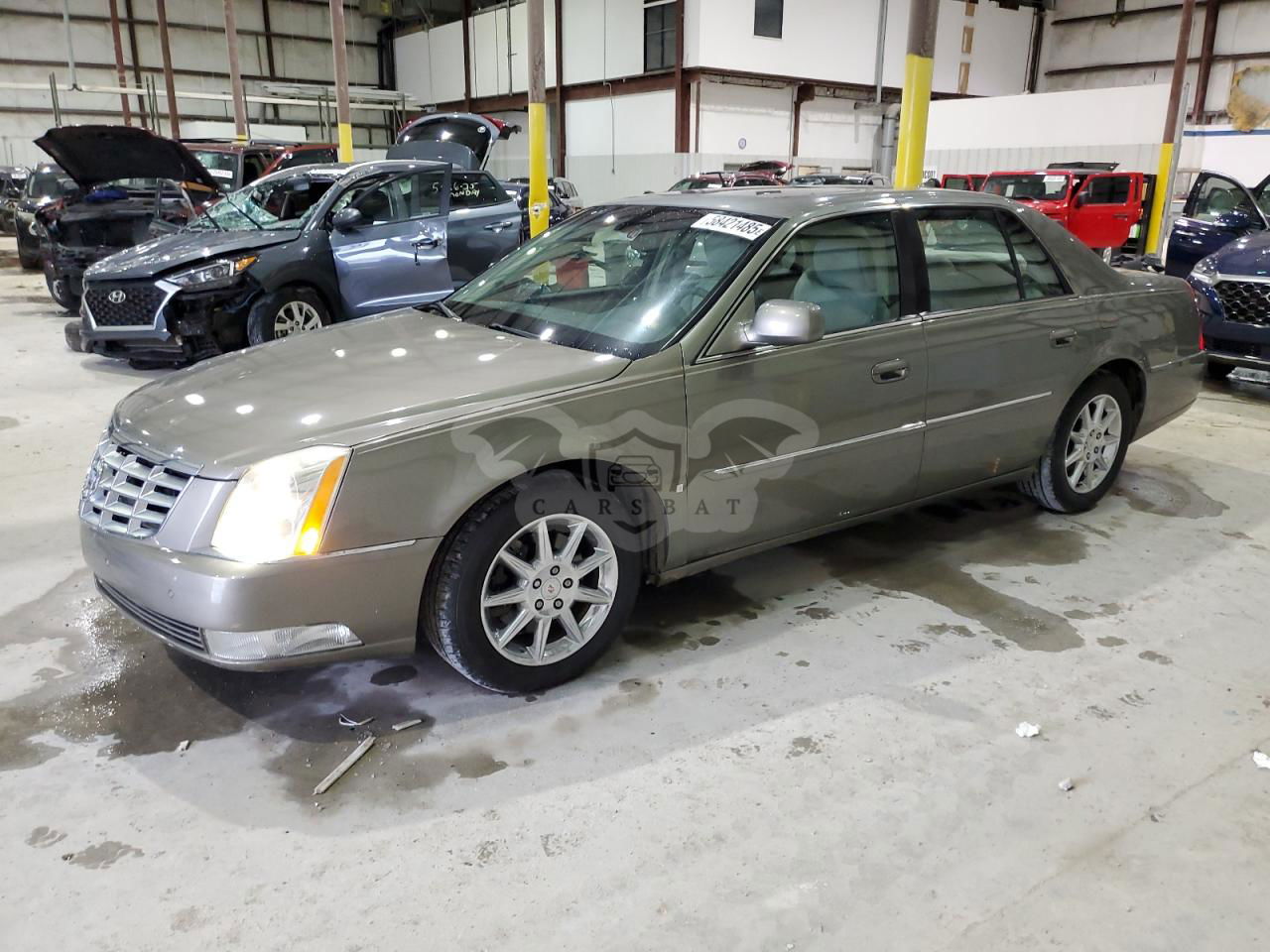 Cadillac DTS LUXURY COLLECTION 4.6L  8 2010