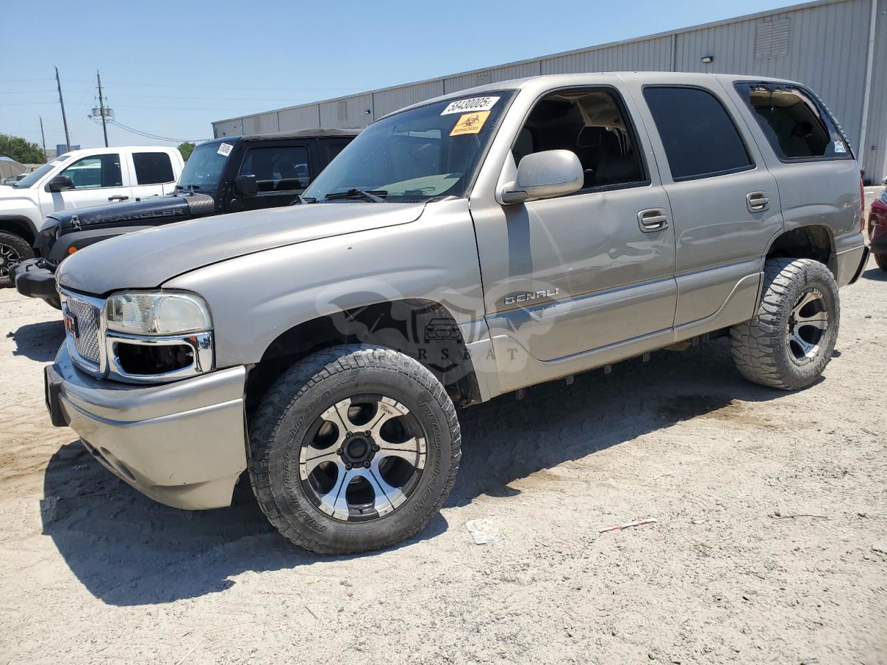 GMC Sierra 6.0L  8 2001