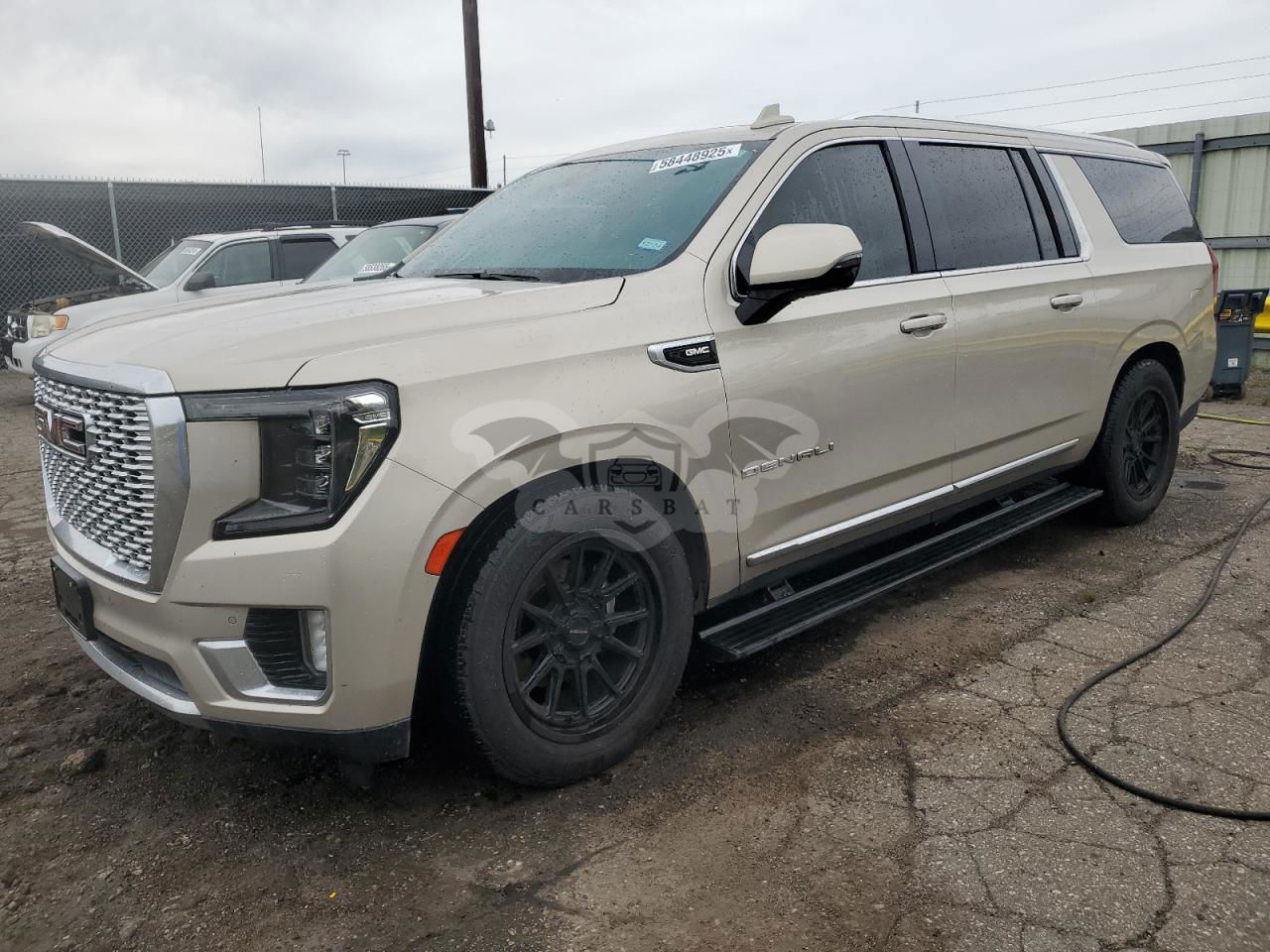 GMC Yukon DENALI 6.2L  8 2021