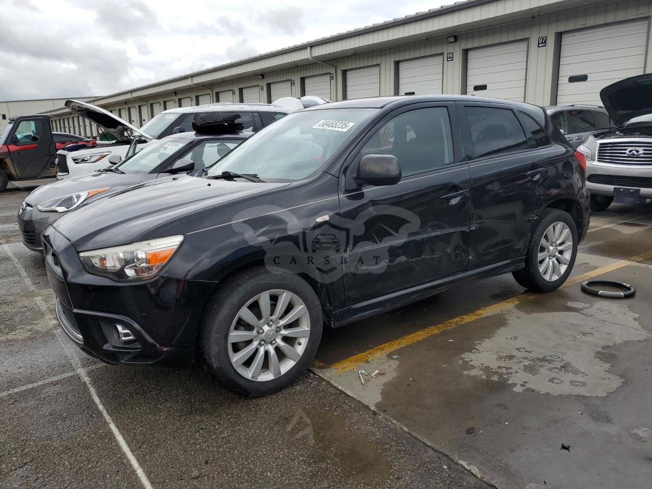 Mitsubishi Outlander SE 2.0L  4 2011