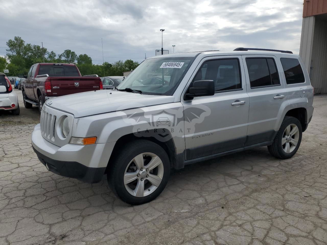 Jeep Patriot SPORT 2.4L  4 2011