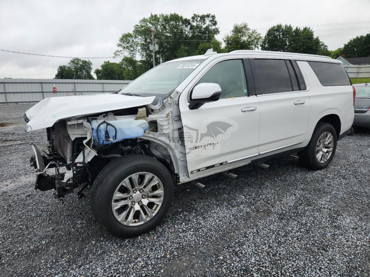 GMC Yukon DENALI 6.2L  8 2021