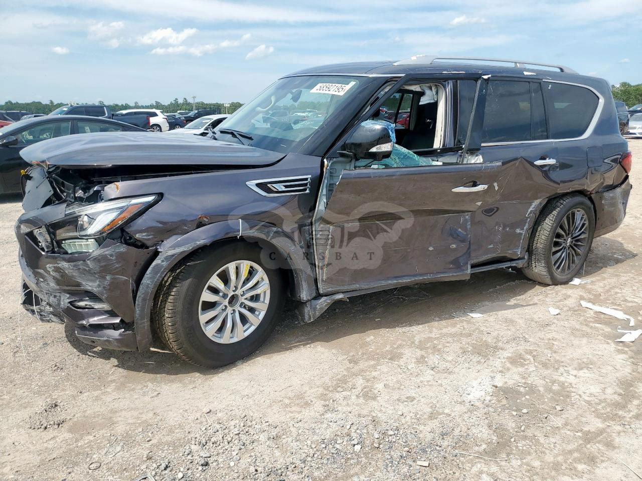 Infiniti QX80 LUXE 5.6L  8 2022