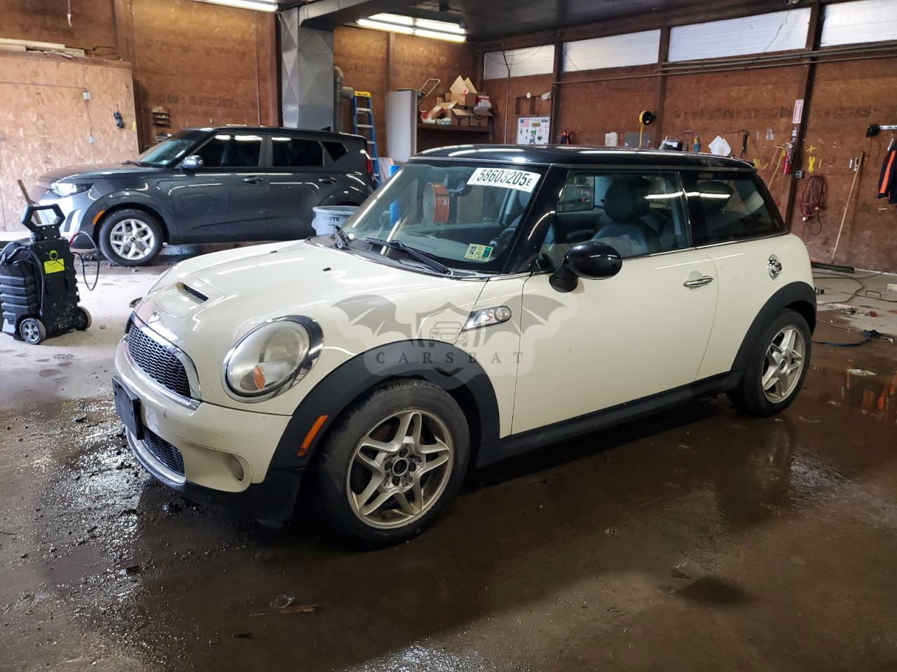 Mini Cooper S 1.6L  4 2009