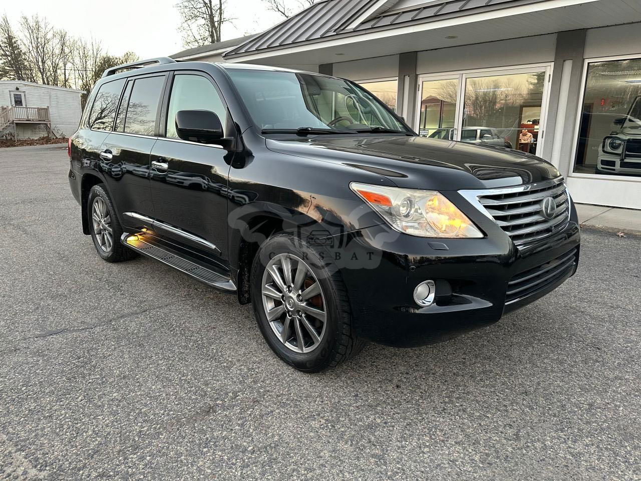 Lexus LX 570 5.7L  8 2011