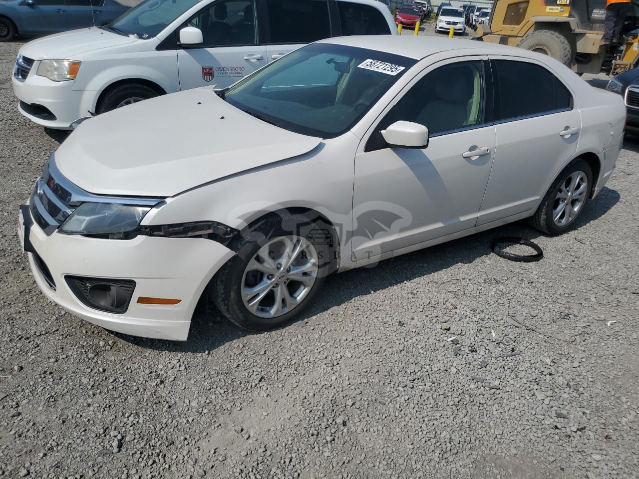Ford Fusion SE 2.5L  4 2012