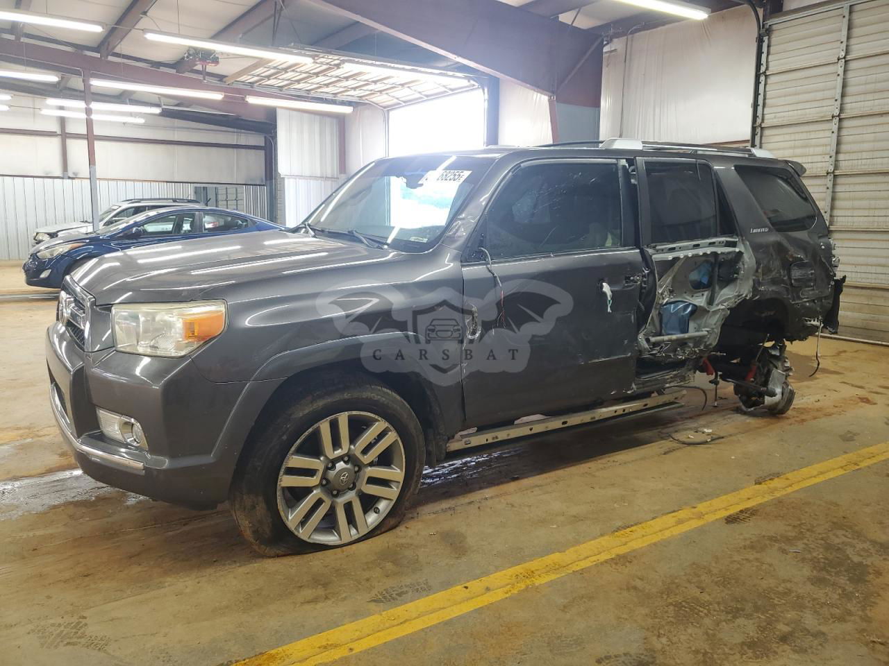 Toyota 4Runner SR5 4.0L  6 2013