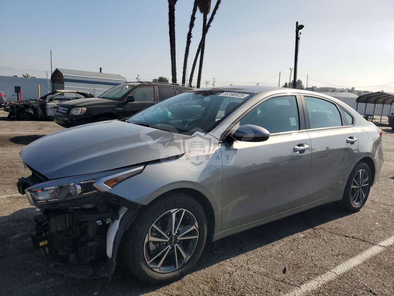 Kia Cadenza LX 2  L  4 2023