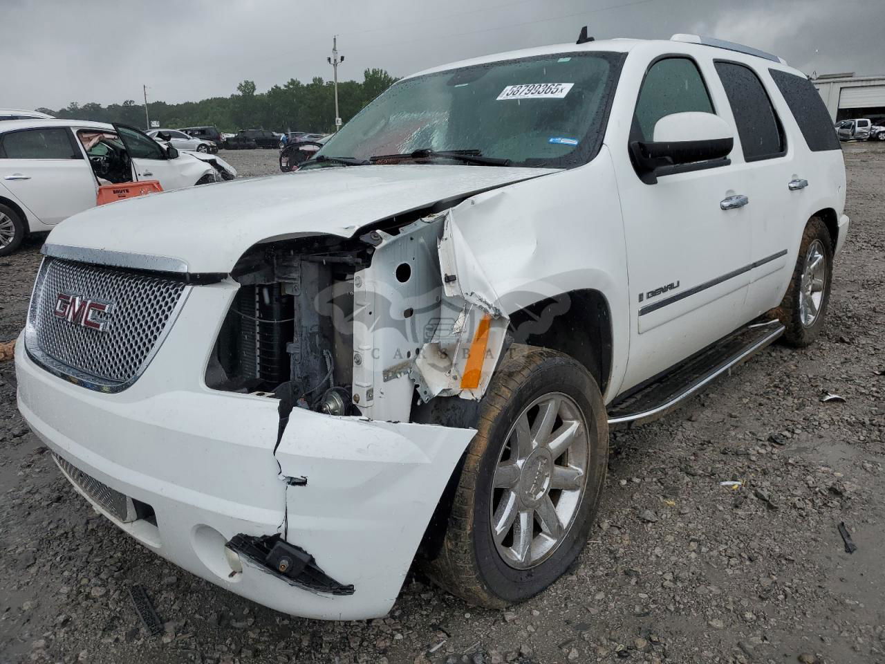 GMC Yukon DENALI 6.2L  8 2009