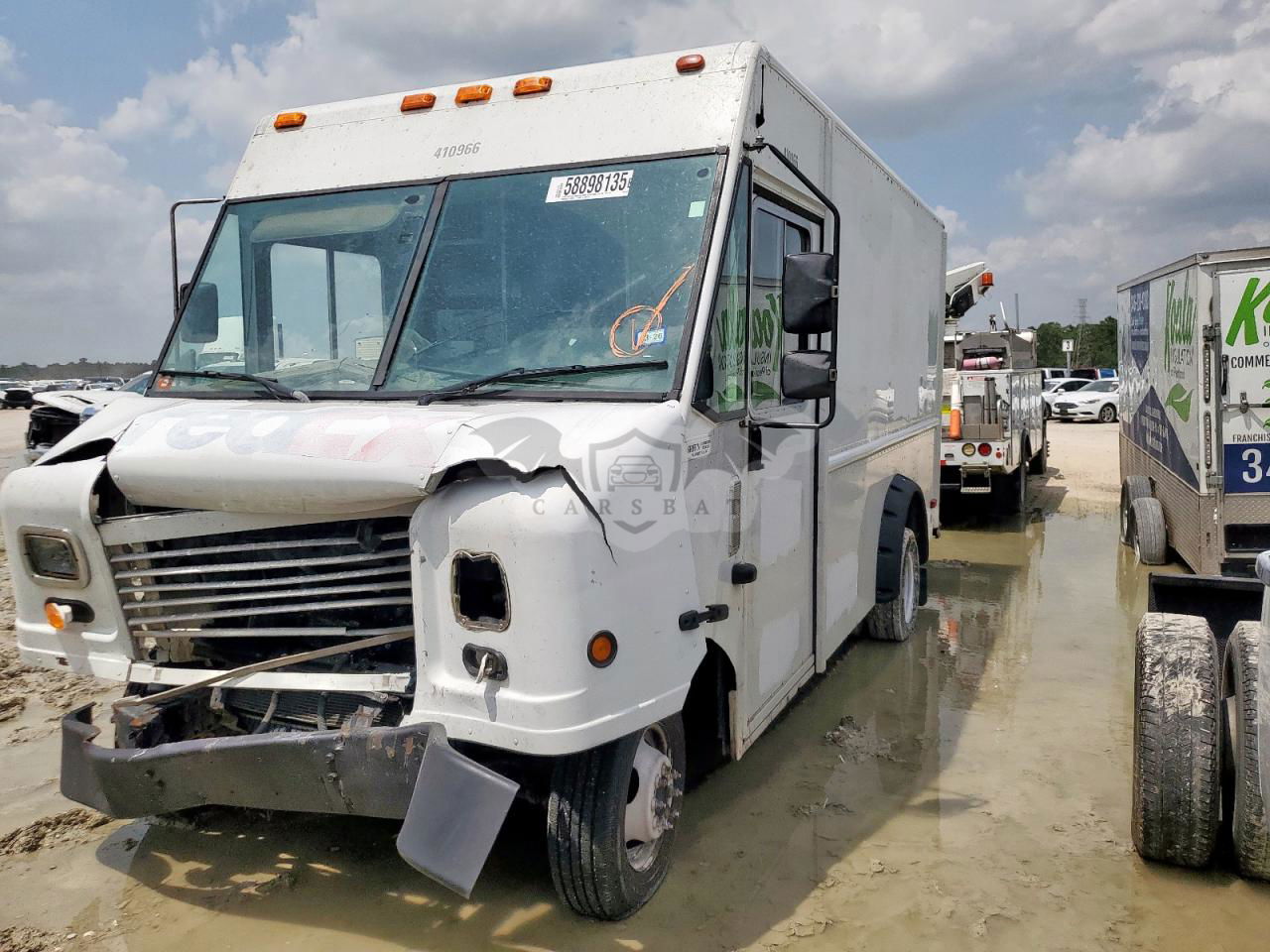 Ford Econoline E350 SUPER DUTY STRIPPED CHASSIS 5.4L  8 2010