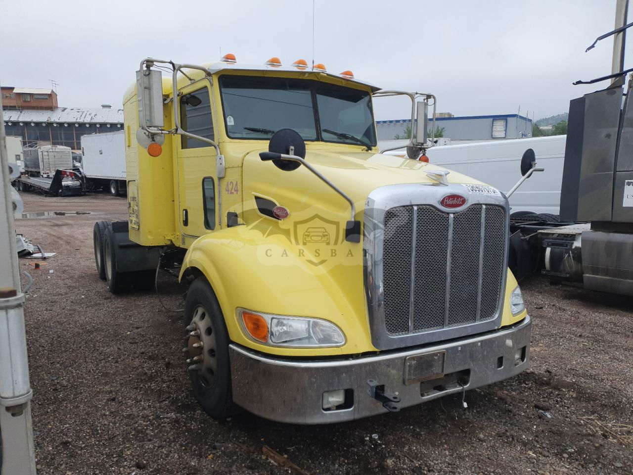 Peterbilt 384 12.9L  6 2013