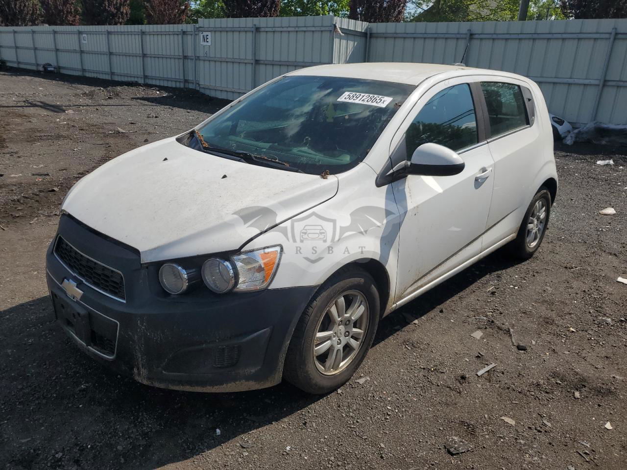 Chevrolet Aveo (Sonic) LT 1.8L  4 2015
