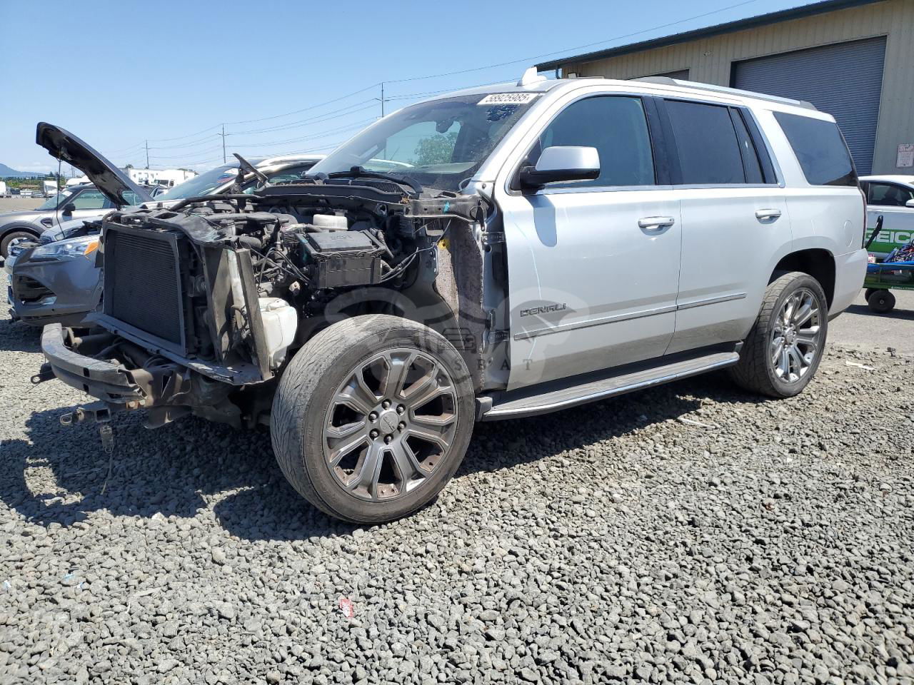GMC Yukon DENALI 6.2L  8 2015