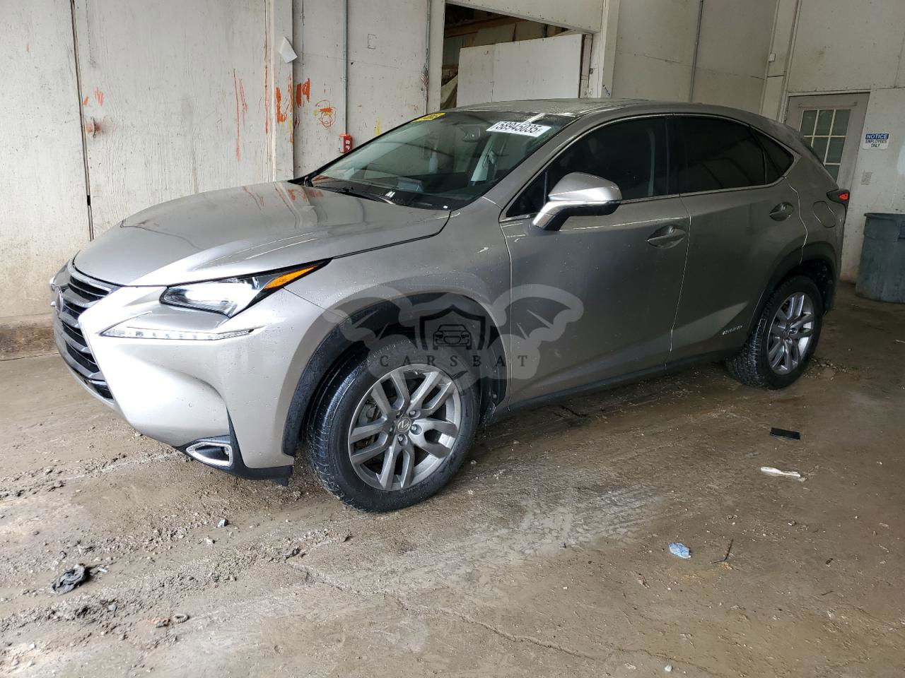 Lexus NX 300H 2.5L  4 2015