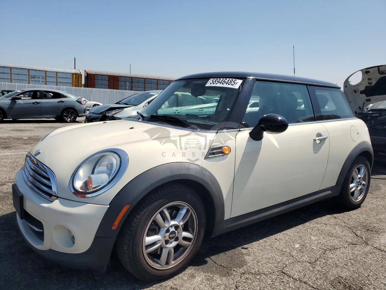 Mini Cooper 1.6L  4 2013