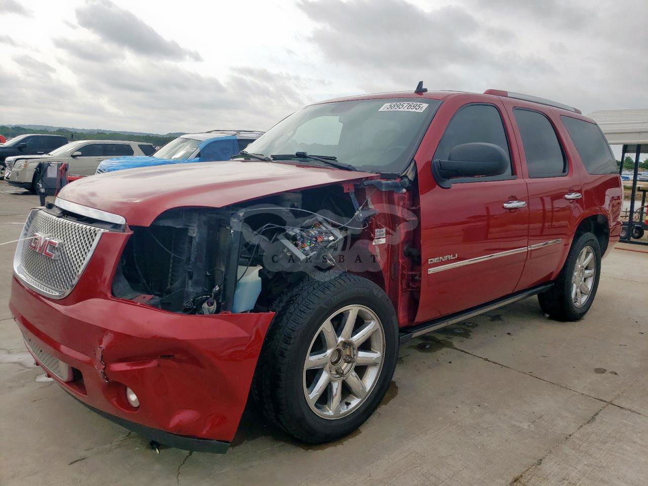 GMC Yukon DENALI 6.2L  8 2012