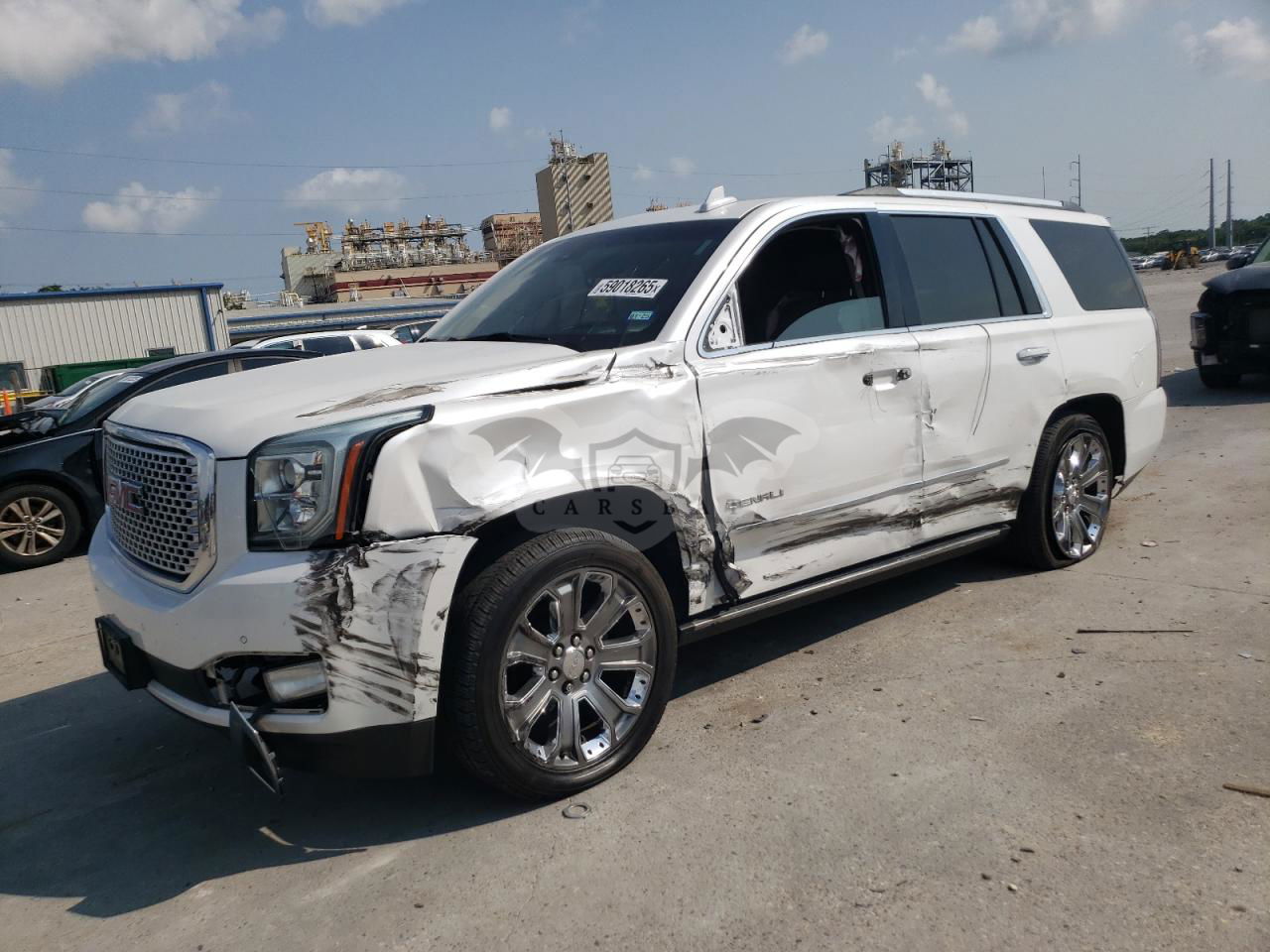 GMC Yukon DENALI 6.2L  8 2016