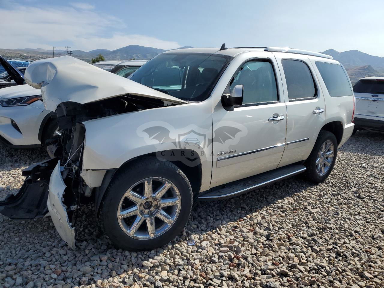 GMC Yukon DENALI 6.2L  8 2010