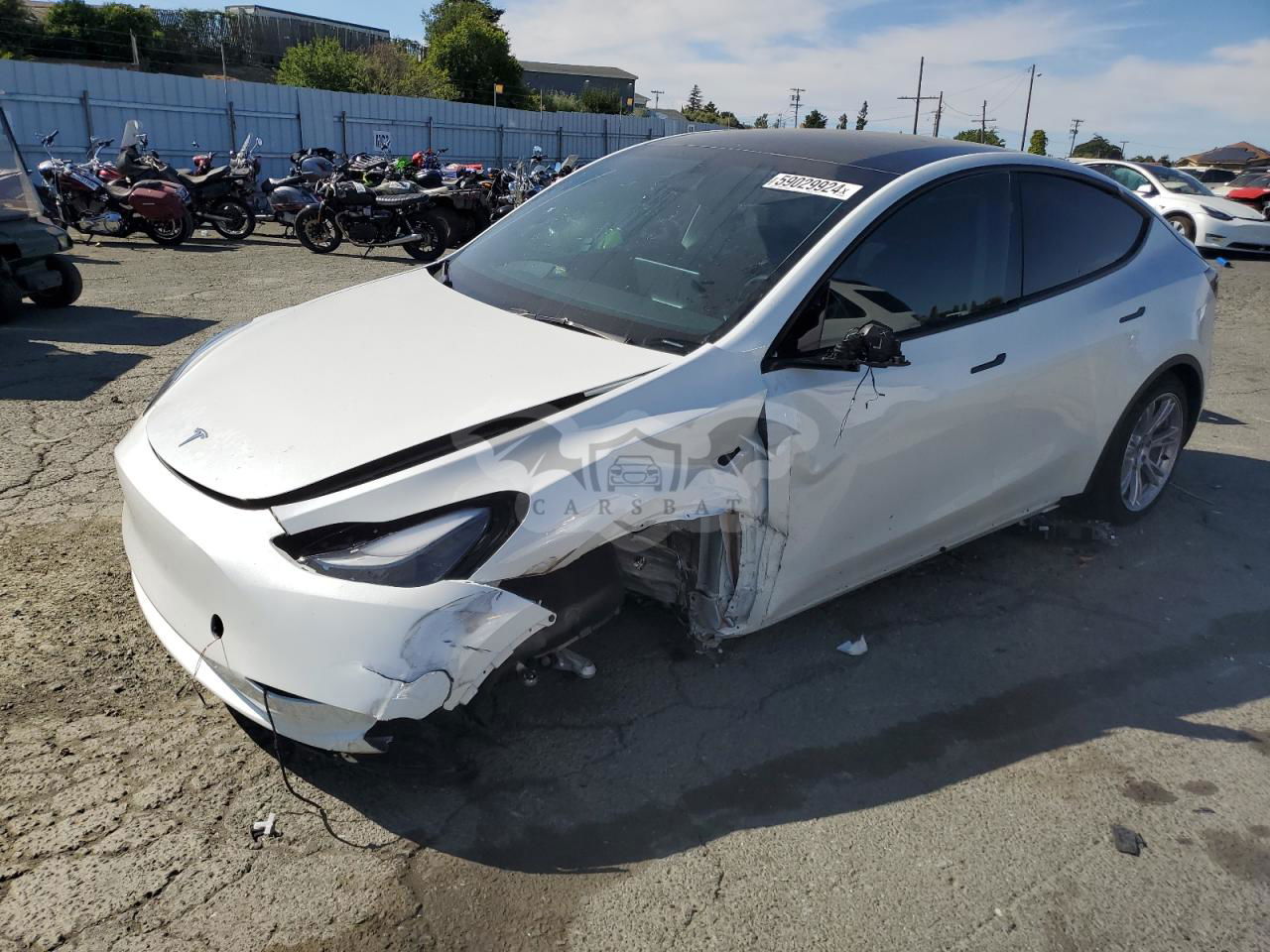 Tesla Model Y 2024