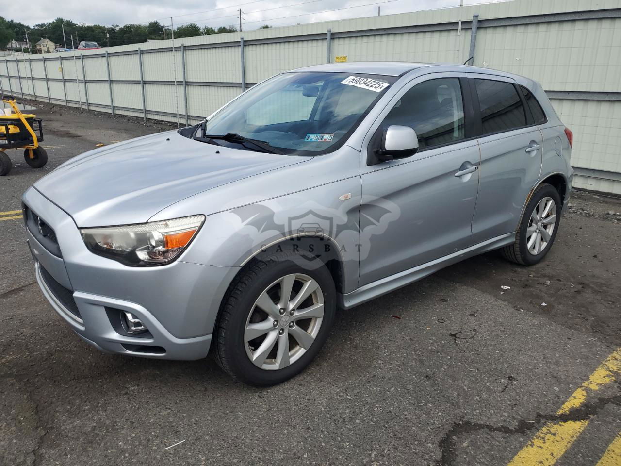 Mitsubishi Outlander SE 2.0L  4 2012