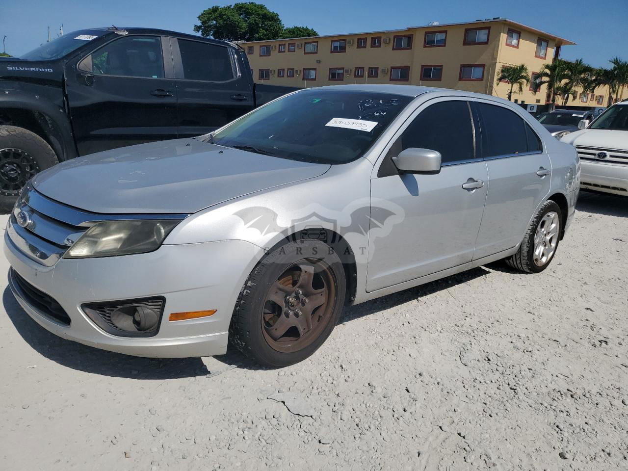 Ford Fusion SE 2.5L  4 2010