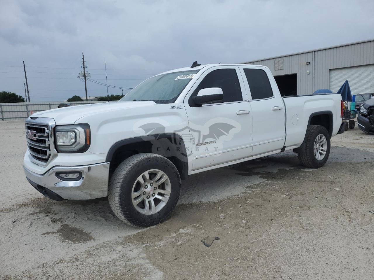 GMC Sierra K1500 SLE 5.3L  8 2017