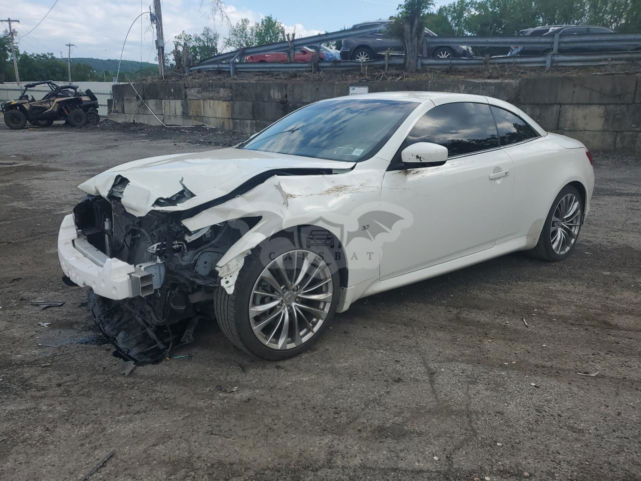 Infiniti Q60 BASE 3.7L  6 2015