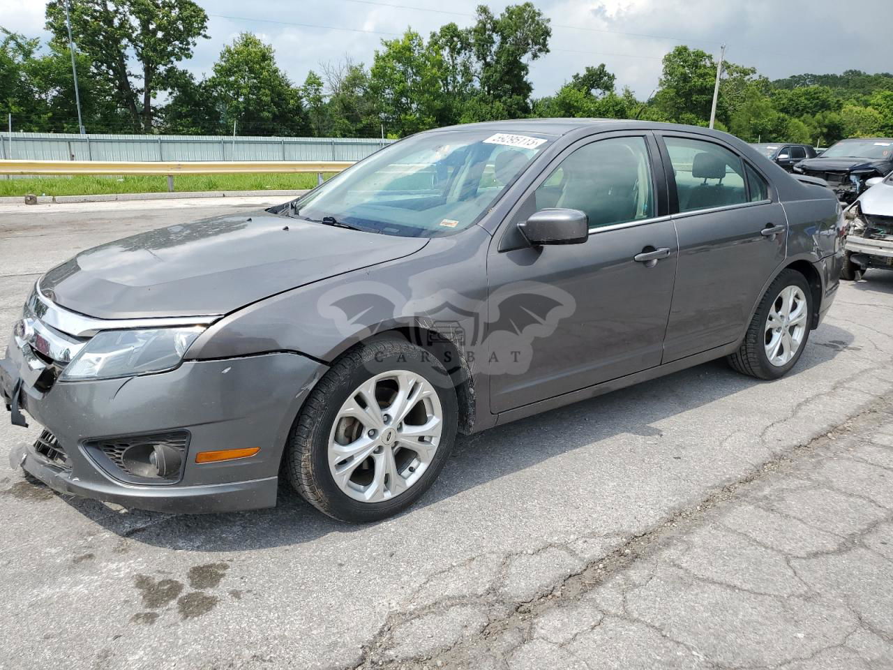 Ford Fusion SE 2.5L  4 2012