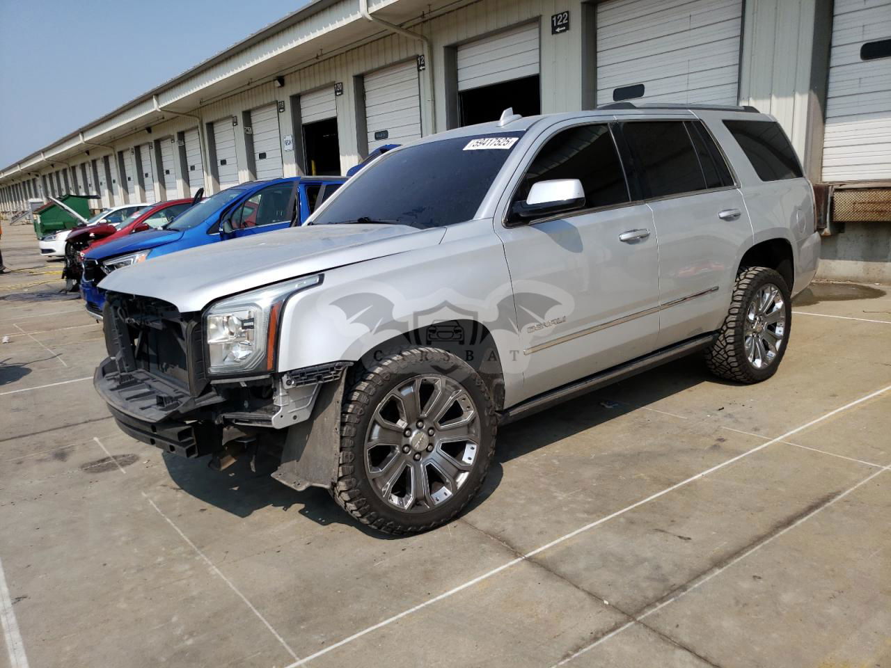GMC Yukon DENALI 6.2L  8 2016
