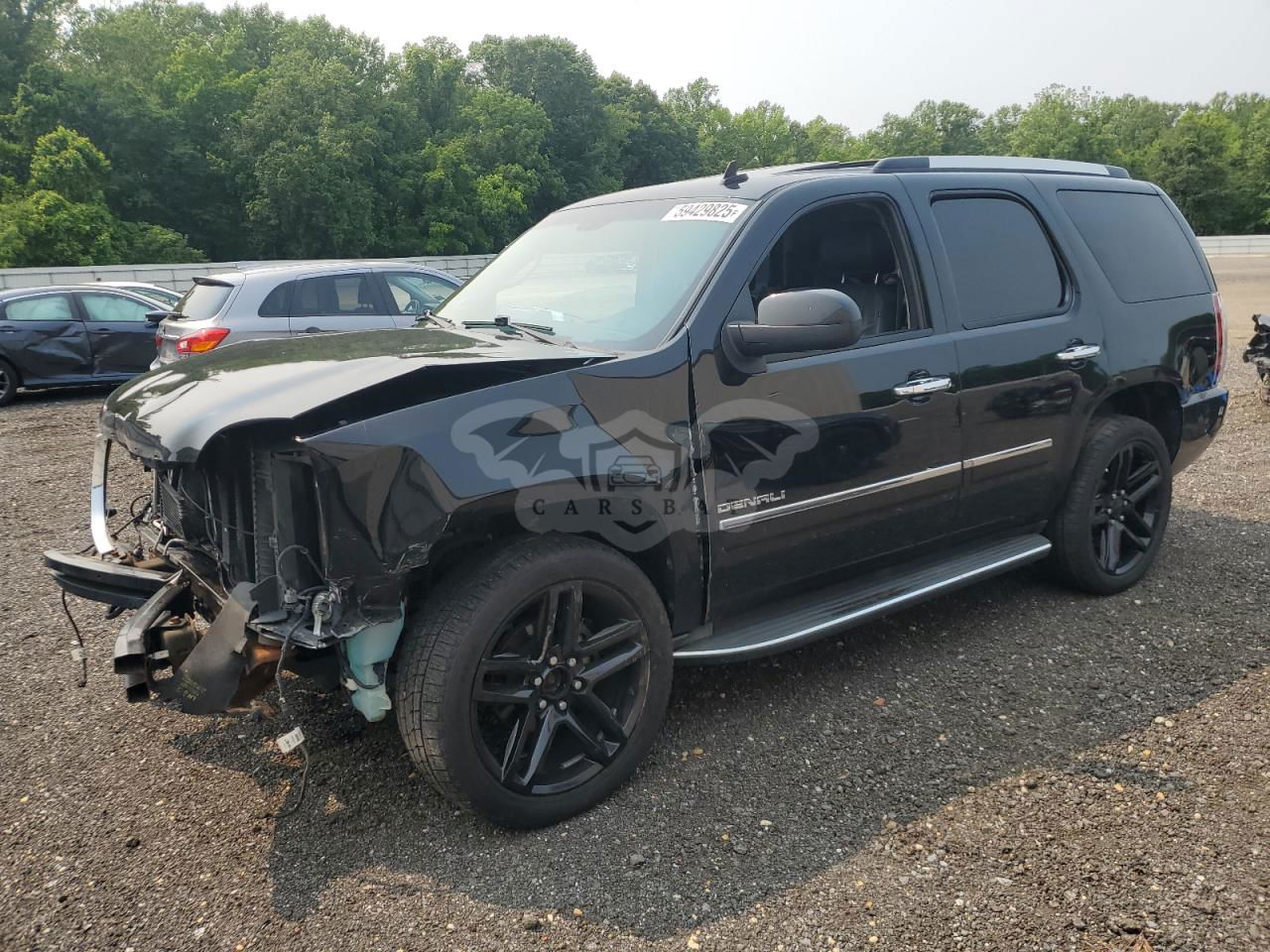 GMC Yukon DENALI 6.2L  8 2013