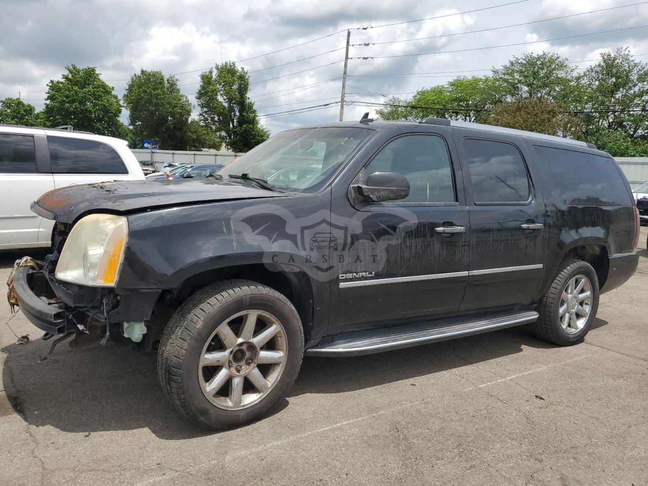 GMC Yukon DENALI 6.2L  8 2010