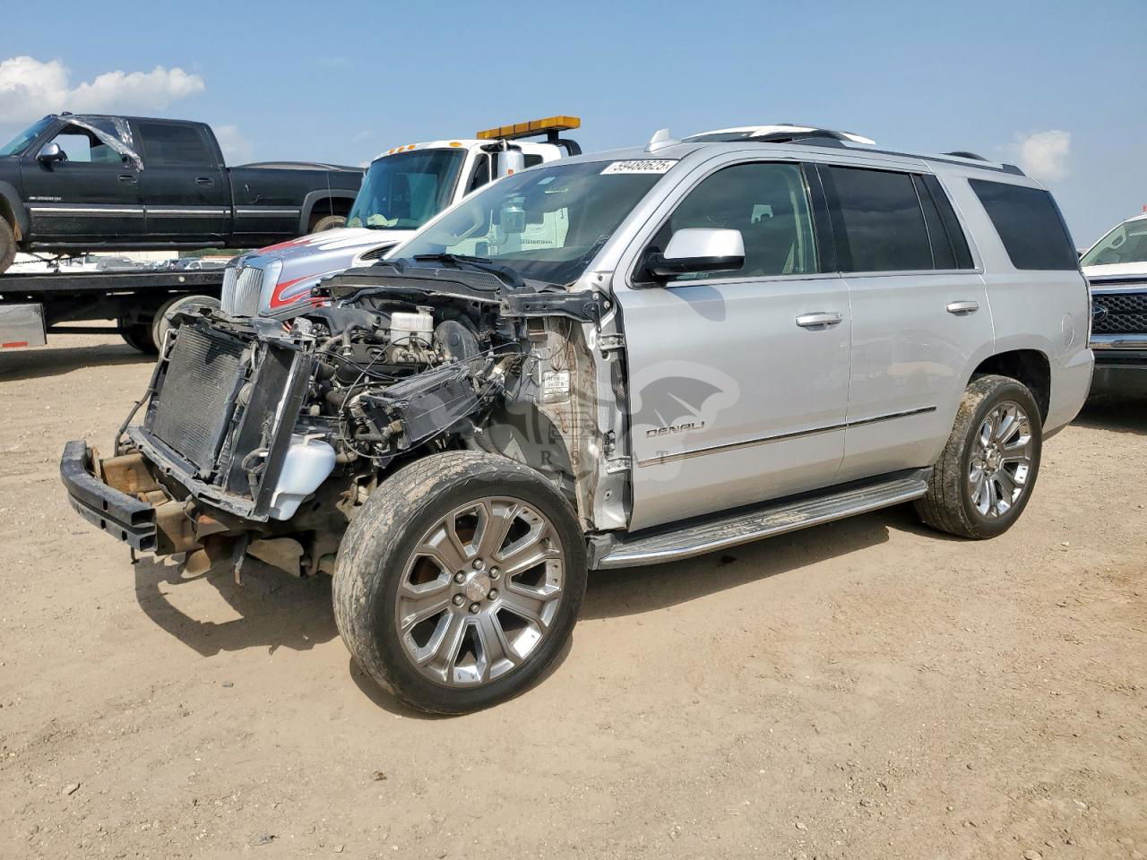 GMC Yukon DENALI 6.2L  8 2016