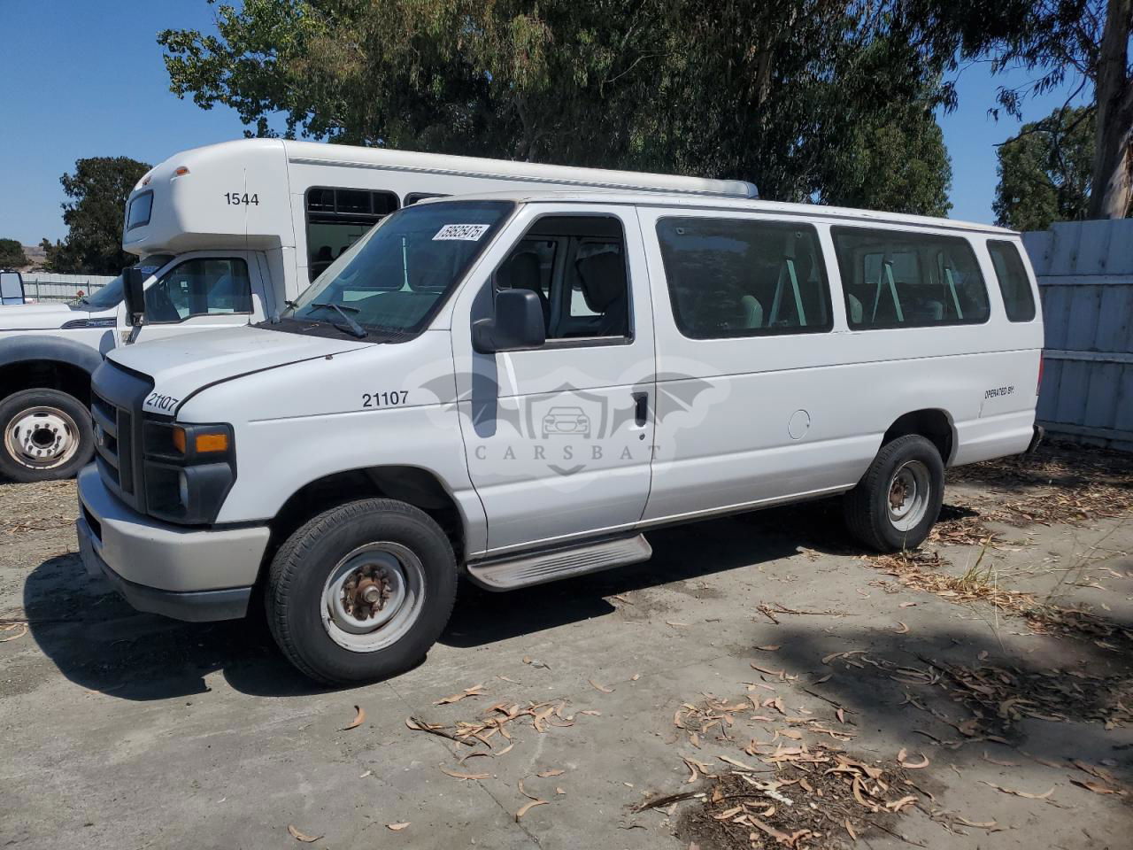 Ford Econoline E350 SUPER DUTY WAGON 5.4L  8 2009