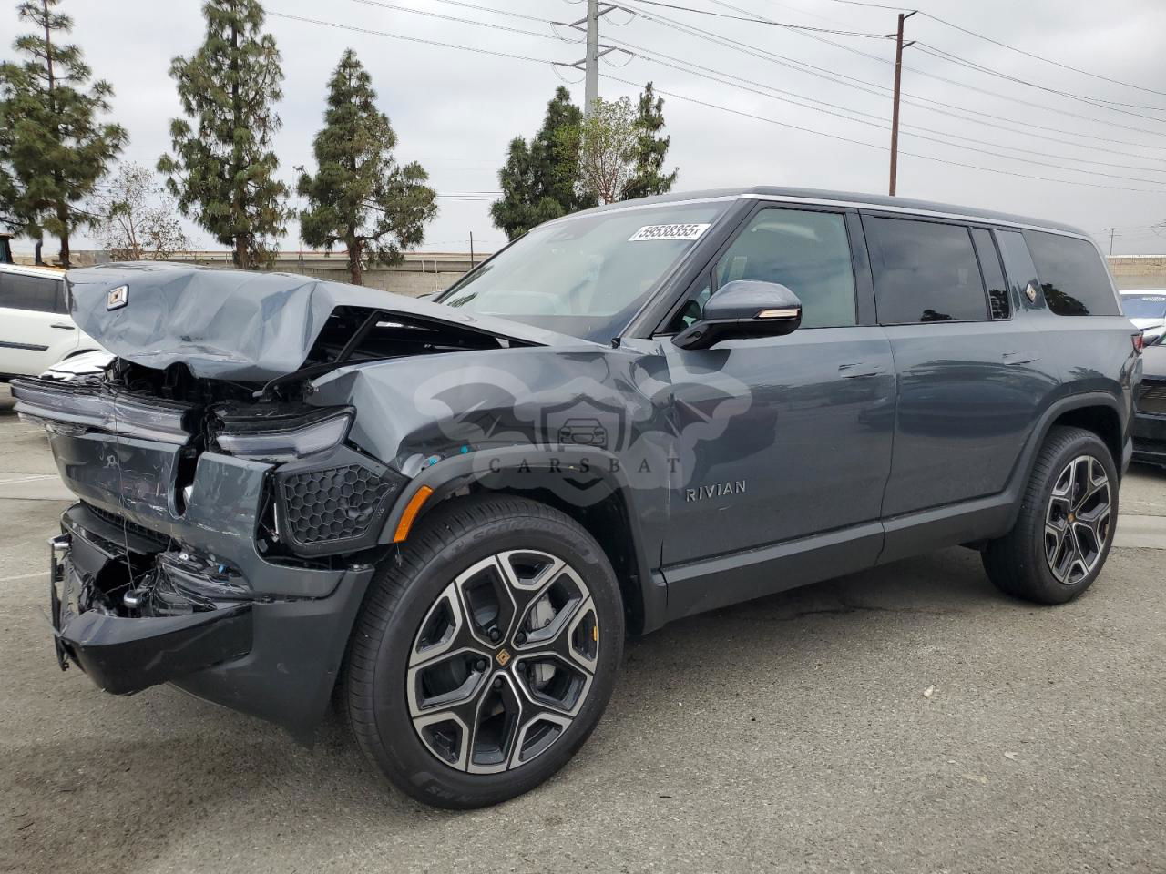 Rivian R1S ADVENTURE 2025