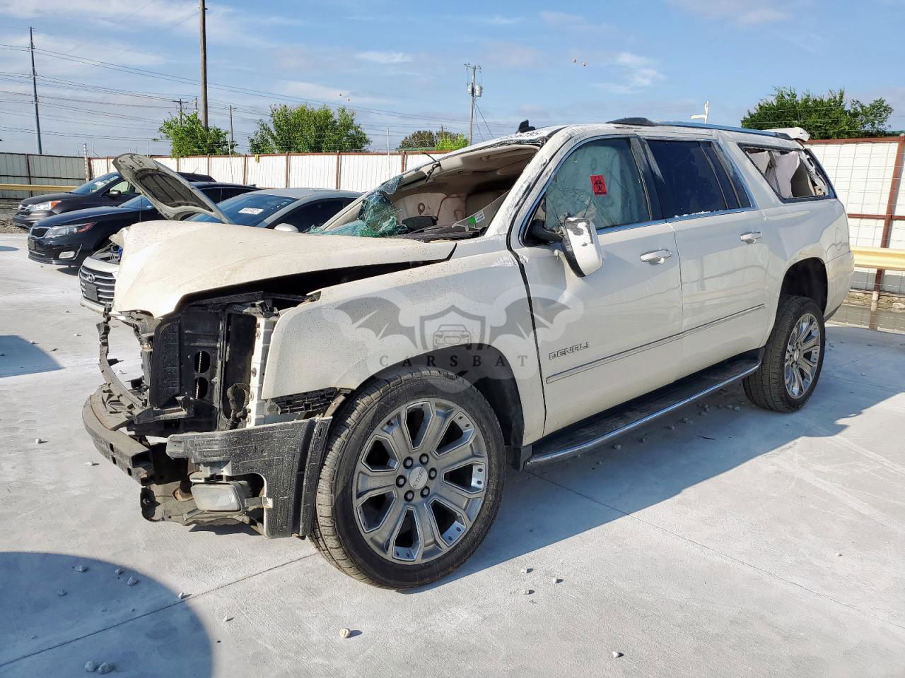 GMC Yukon DENALI 6.2L  8 2015