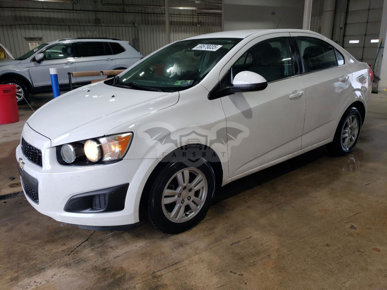 Chevrolet Aveo (Sonic) LT 1.8L  4 2015